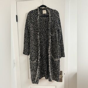 Zara black and white sweater jacket size M